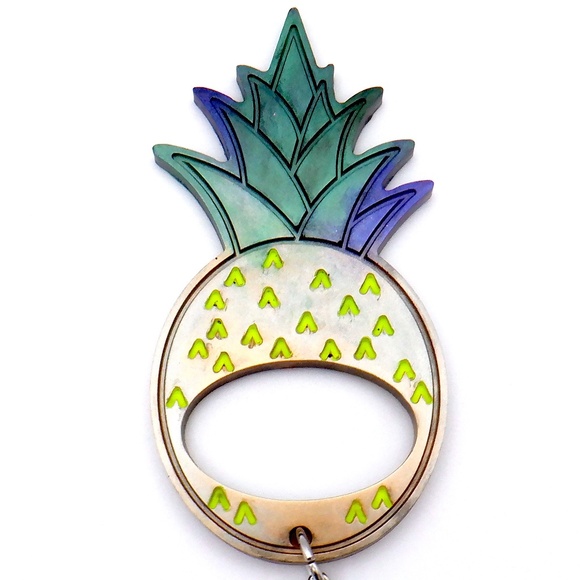 SELF-DEFENSE KEYCHAIN - Picture 2 of 4